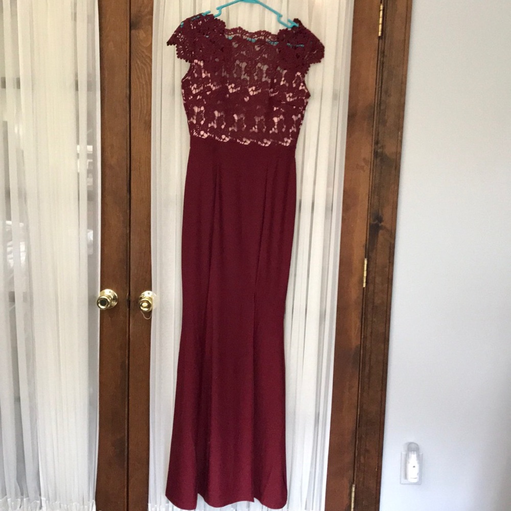 Floor length lace dress with slit (never worn!)
